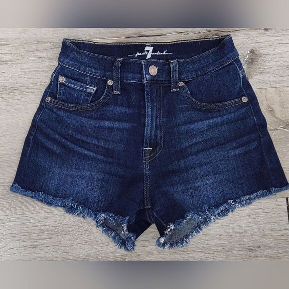 7 For All Mankind Cut Off Frayed Hem Distressed Denim Jean Shorts Size 23 - Picture 1 of 5